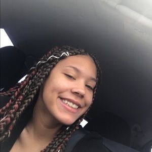 Meet your Posher, Savannah